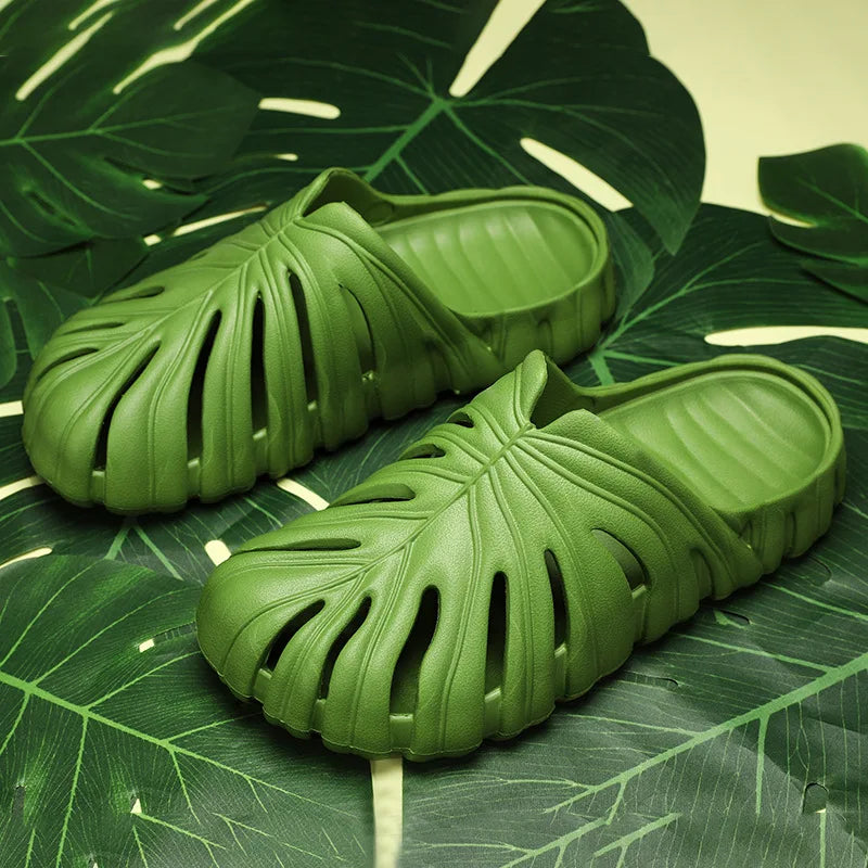 Monstera Bliss Slippers - Sprinting Home